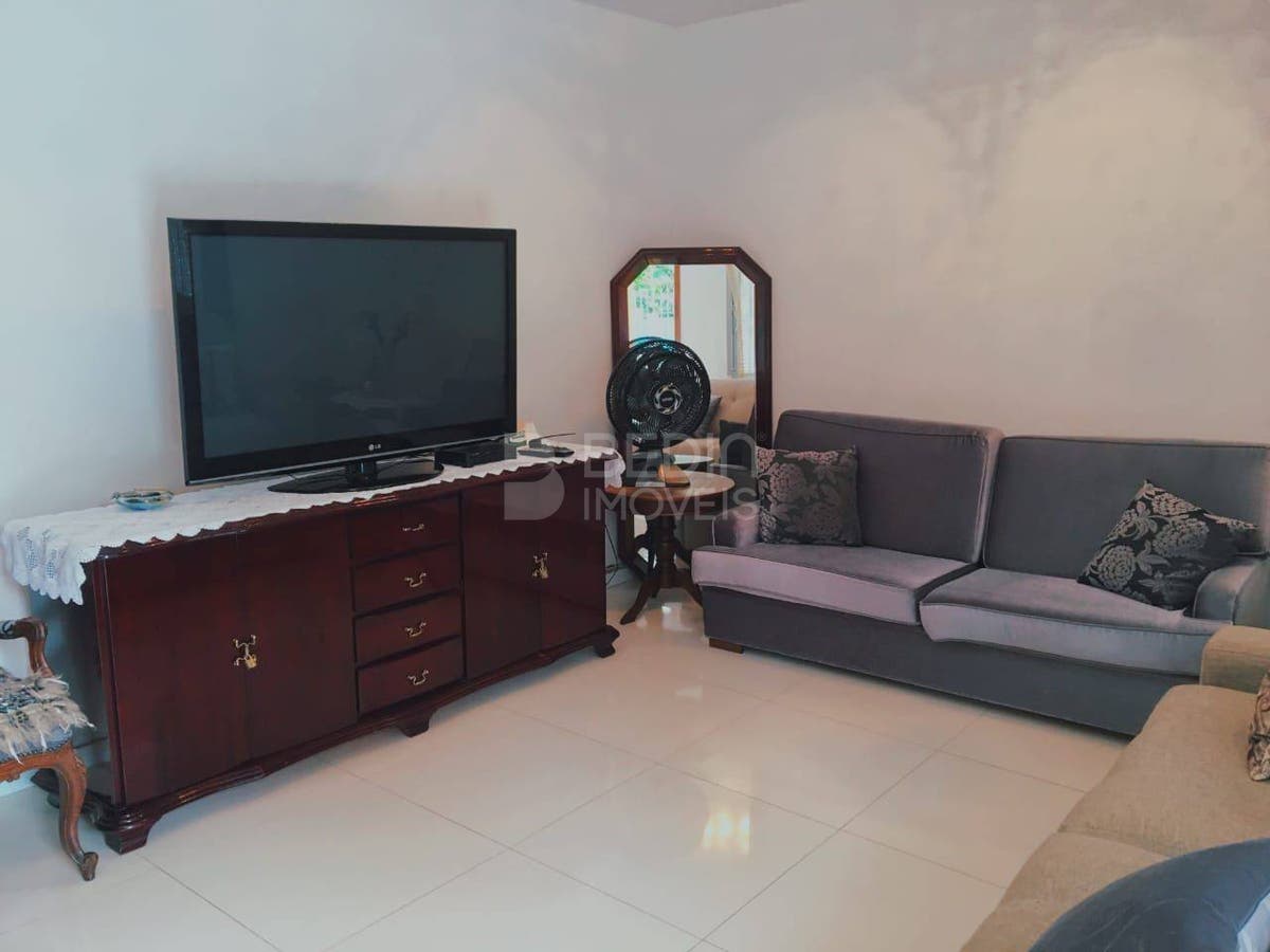 Casa de 3 quartos, 253m² no bairro Centro, em Balneário Camboriú | Eu Corretor