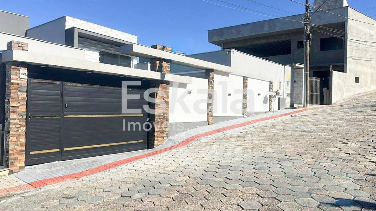 Casa, 3 quartos, 230 m² - Foto 2