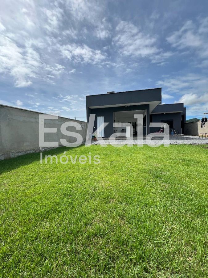 Casa Com 01 Suíte + 02 Dormitórios Bananal do Sul - Guaramirim