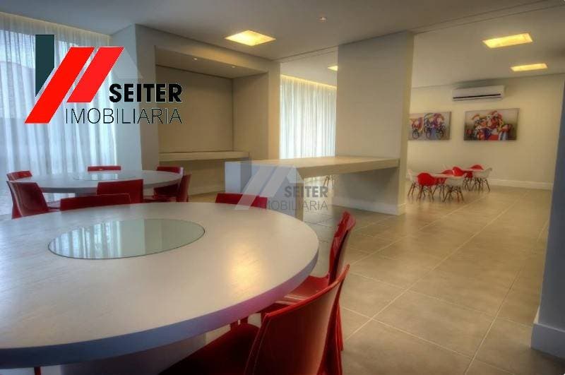 Apartamento 2 dromitorios com suite venda Itacorubi Florianopolis