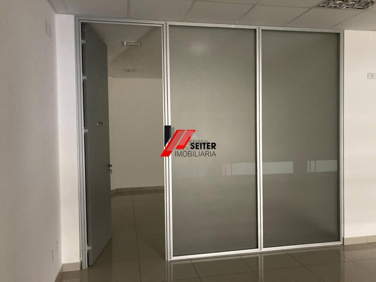 Sala comercial para locaçã no bairro estreito rua Doutor Heitor Blum