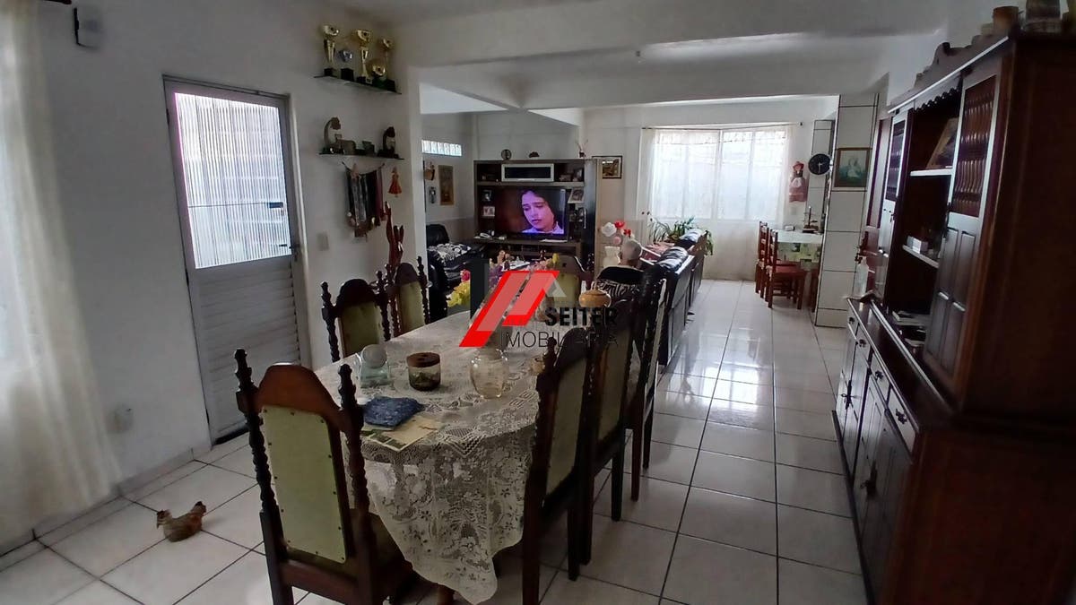 Casa à venda na trindade florianópolis