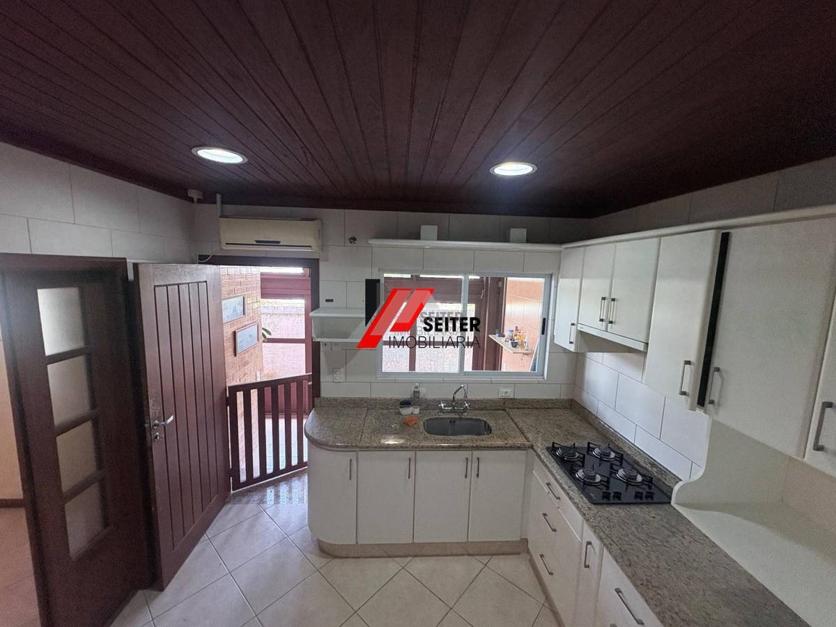 Sítio com casa a venda em florianópolis