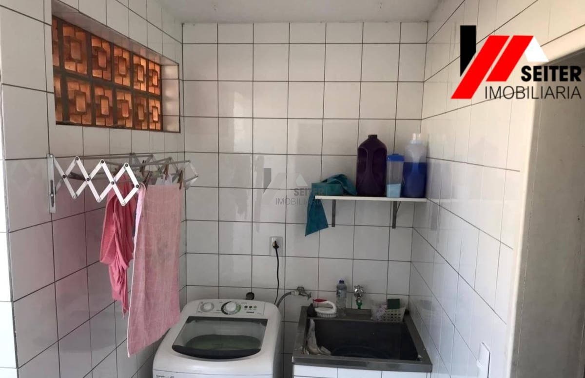 Casa a venda de 4 dormitórios no Centro de Florianópolis
