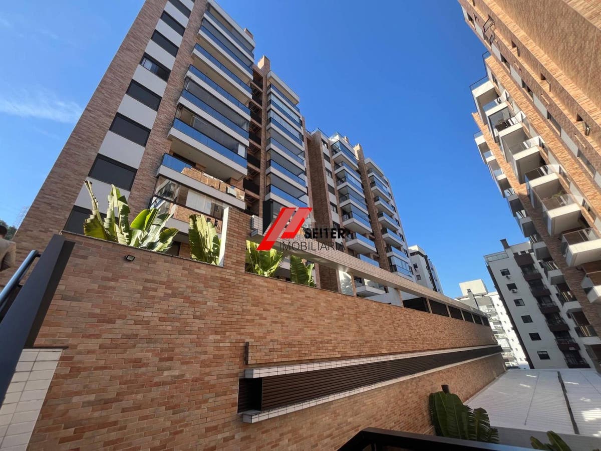 Apartamento à venda no Itacorubi Florianópolis