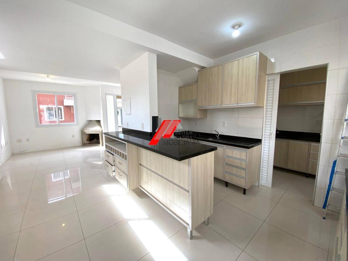 Casa 3 dormitórios com suite venda campeche florianópolis