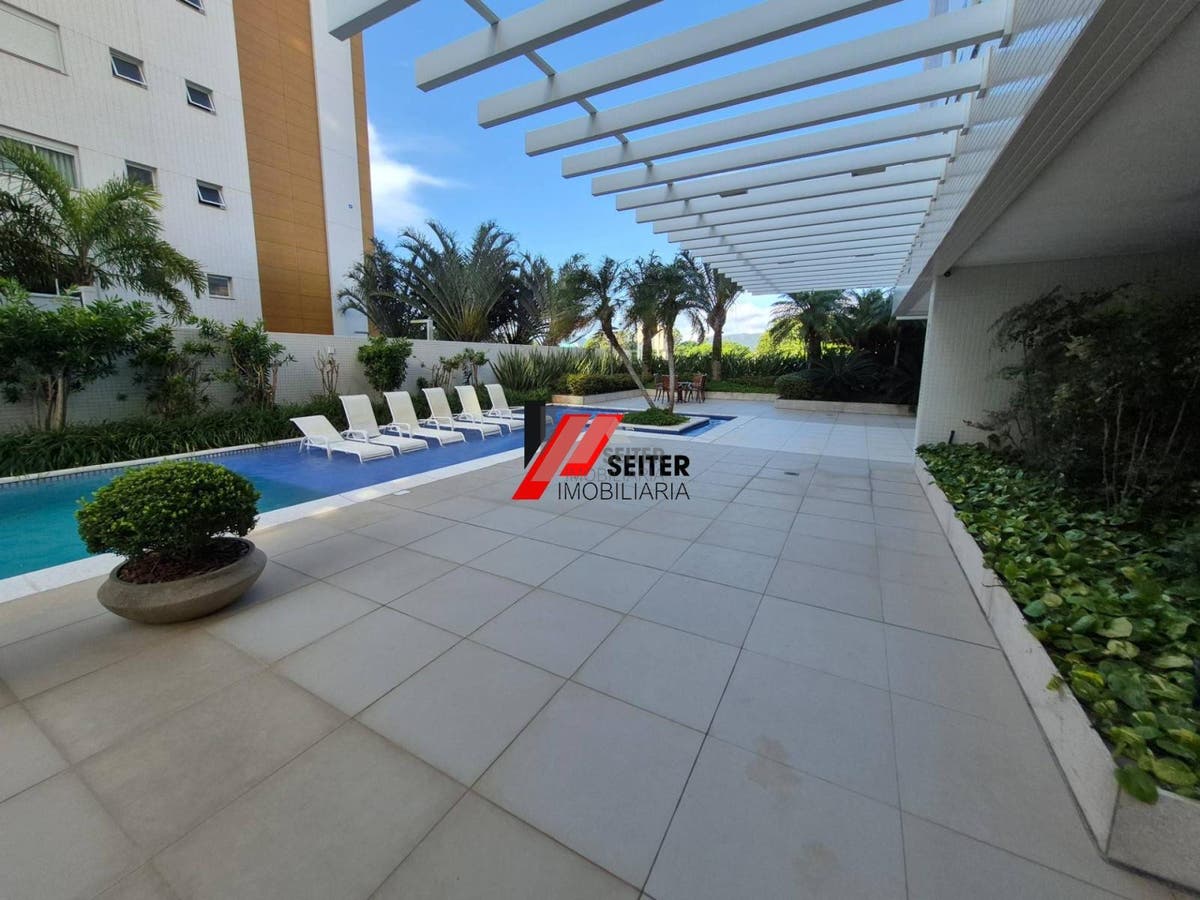 Apartamento de 2 dormitórios alto padrão para locação na Agronômica Florianópolis