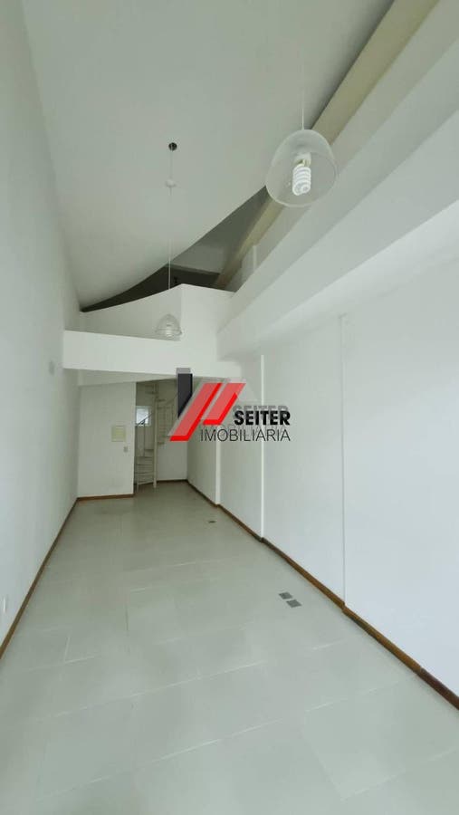 Loja/sala comercial à venda em Edifício comercial no Centro de Florianópolis