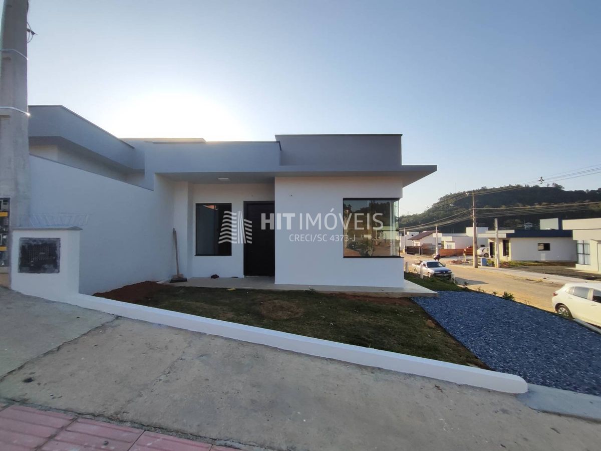 Casa de esquina - vila nova - ituporanga - sc