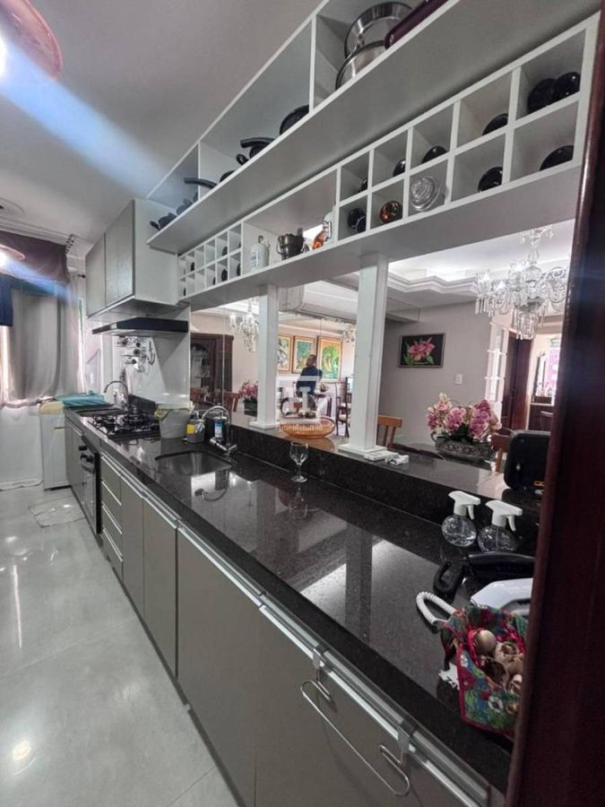 Apartamento com 3 quartos, Farolândia - Aracaju
