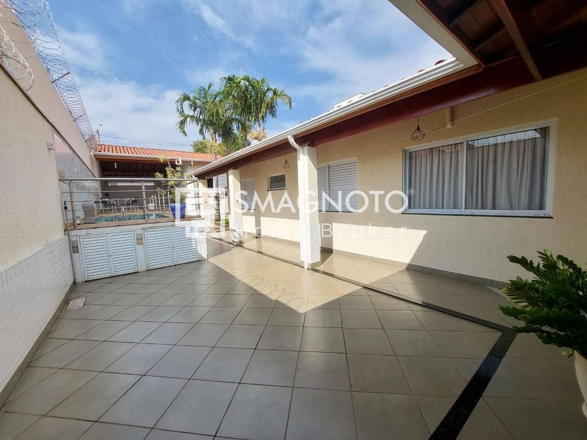 Casa com 3 dormitórios à venda, 190 m² por R$ 948.000,00 - Nova Piracicaba - Piracicaba/SP