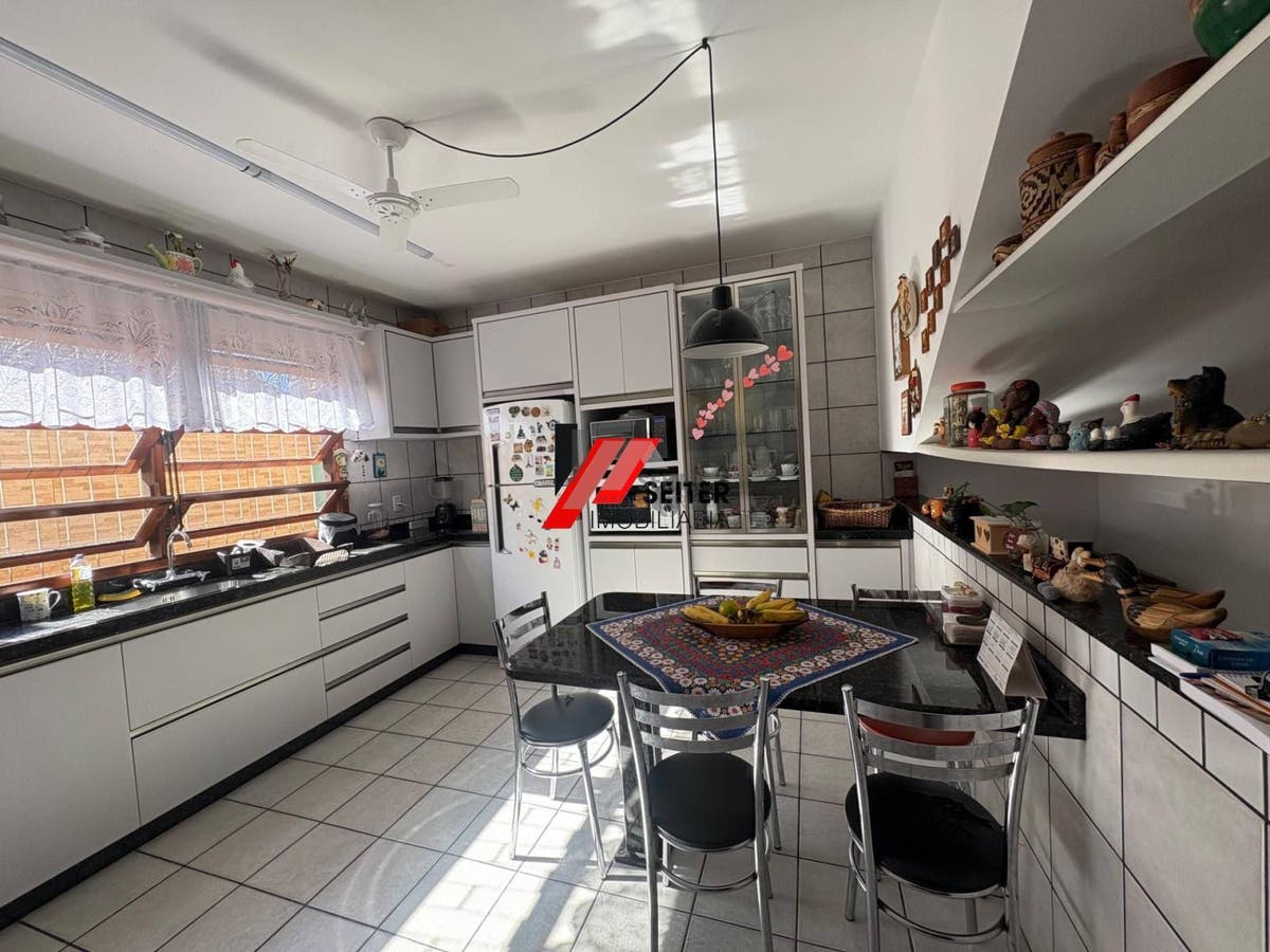 Casa a venda no João paulo próximo ao floripa shopping
