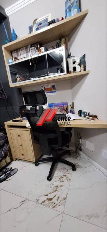 Apartamento de 3 quartos sendo uma suíte à venda no bairro Itacorubi em Florianópolis