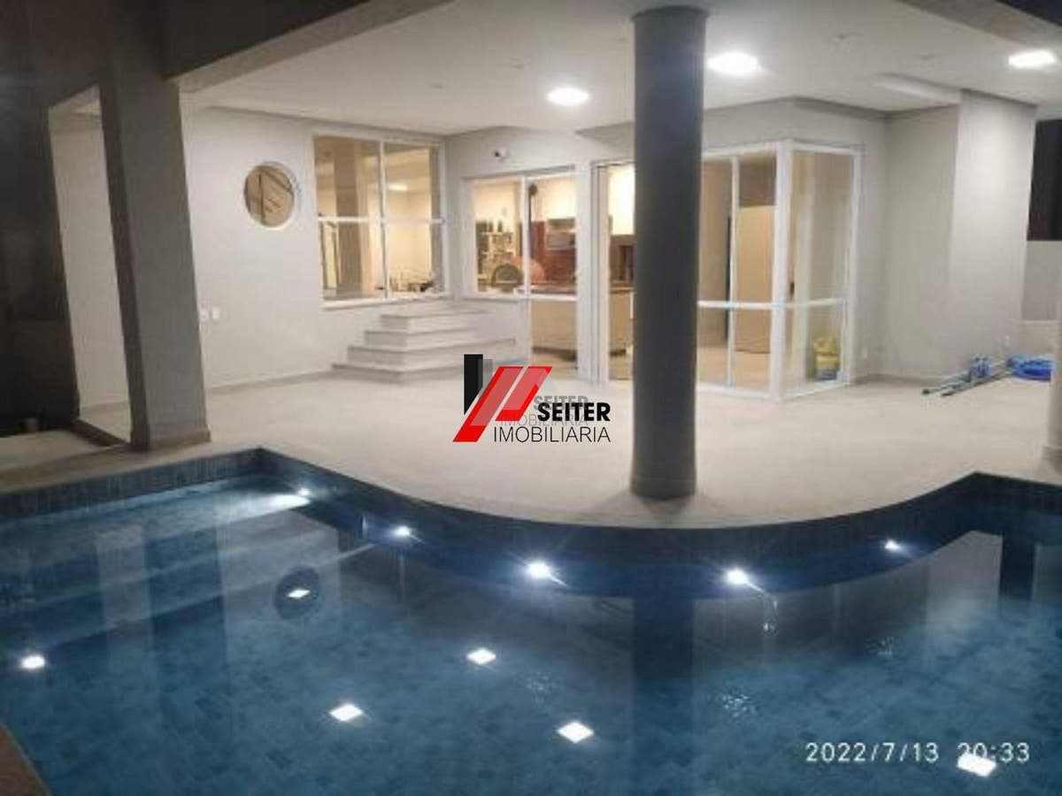 Casa a venda no bairro João Paulo com 4 dormitórios