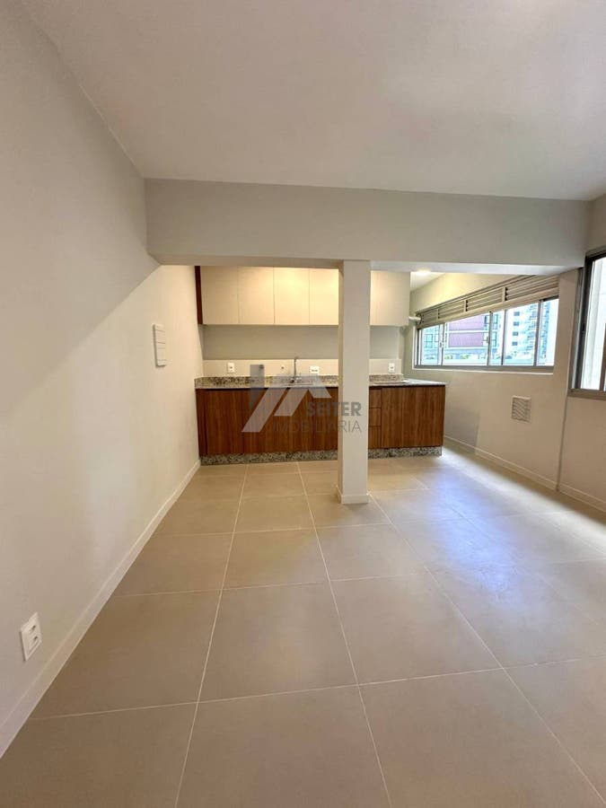 Apartamento de 1 dormitórios para Venda Centro- Florianópolis