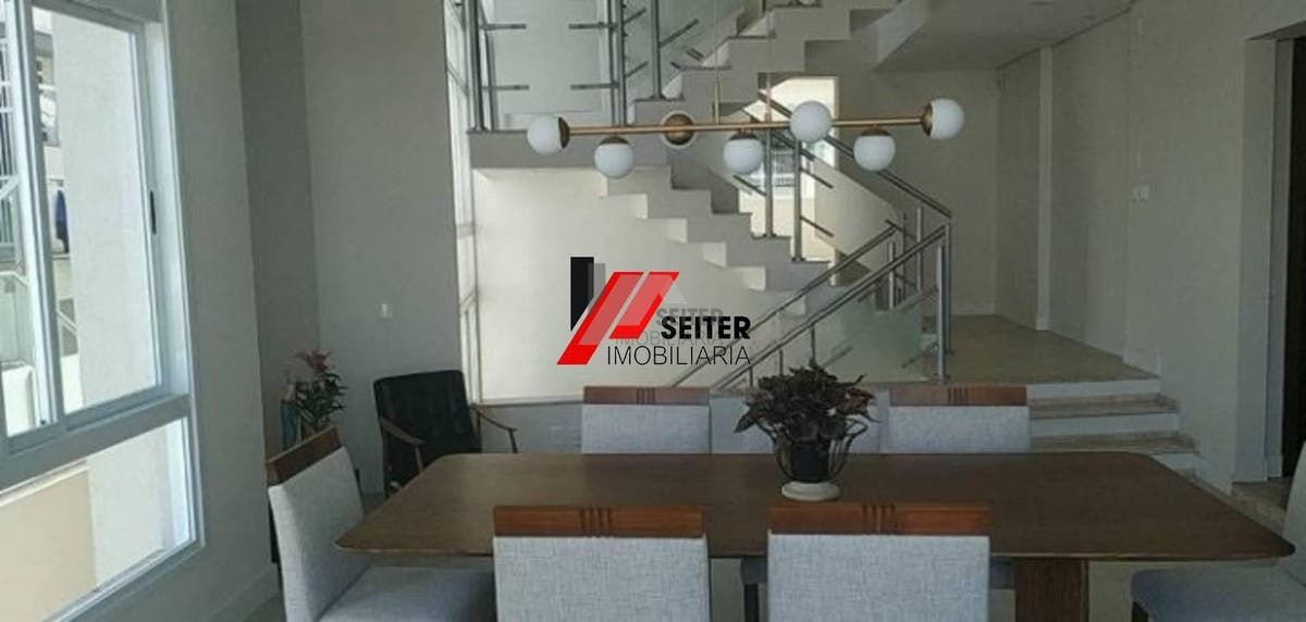 Casa a venda no bairro João Paulo com 4 dormitórios