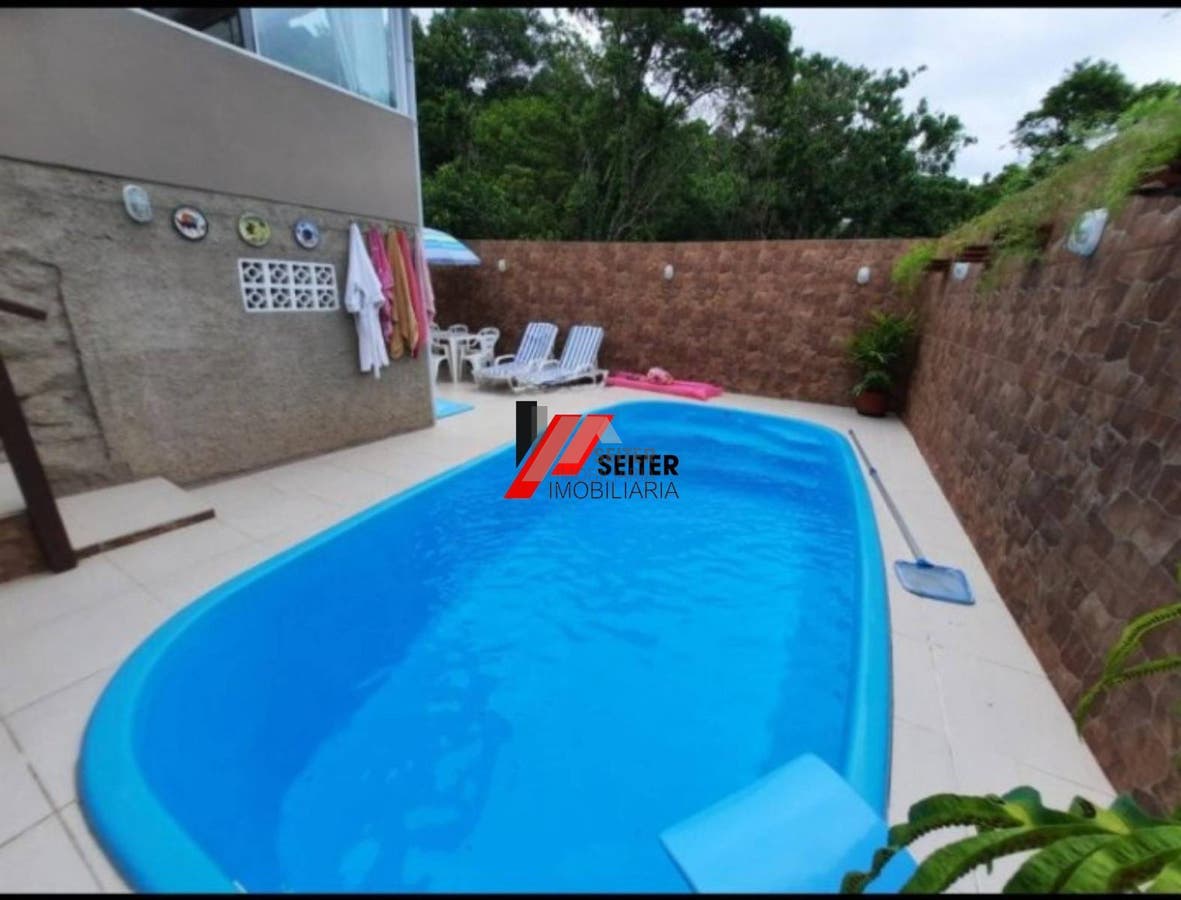 Casa de 2 domritorios a venda Florianopolis Itacorubi