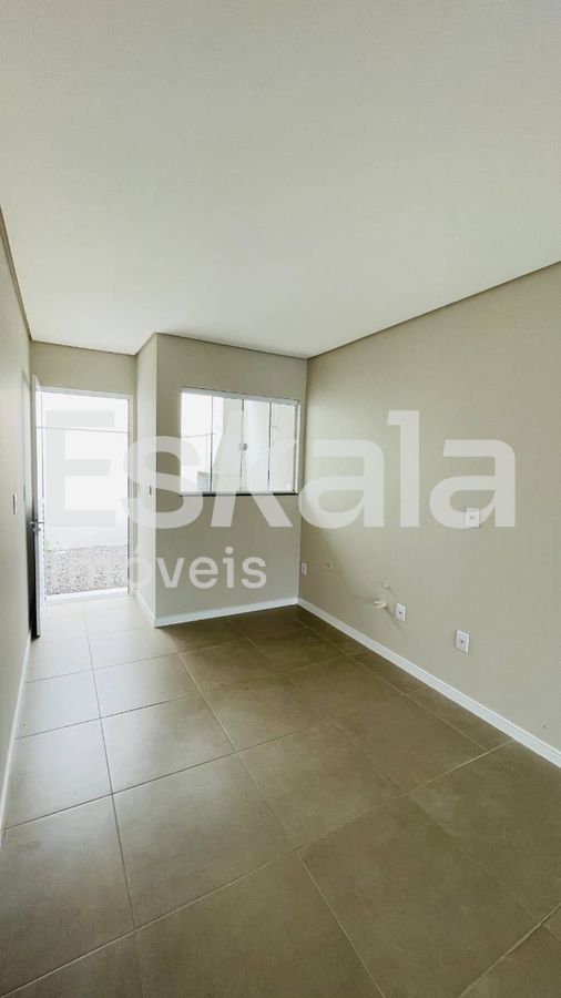 Casa geminada com 01 suíte + 02 dormitórios três rios do norte - jaraguá do sul