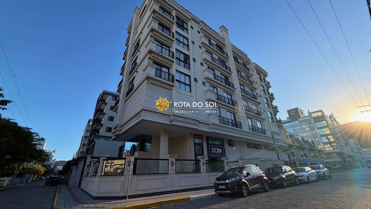 Le Chateau Triplex 3 Suítes Praia de Bombas Bombinhas Sc - 11