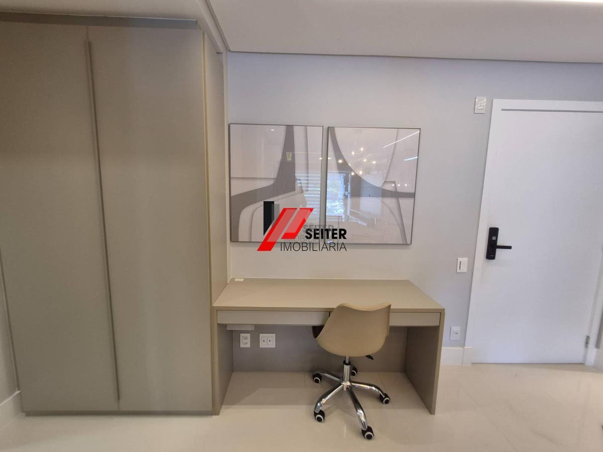 Apartamento de 2 dormitórios alto padrão para locação na Agronômica Florianópolis
