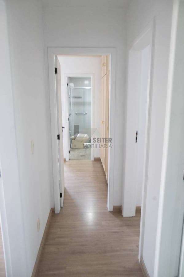 Apartamento com 3 quartos, Centro - Florianópolis