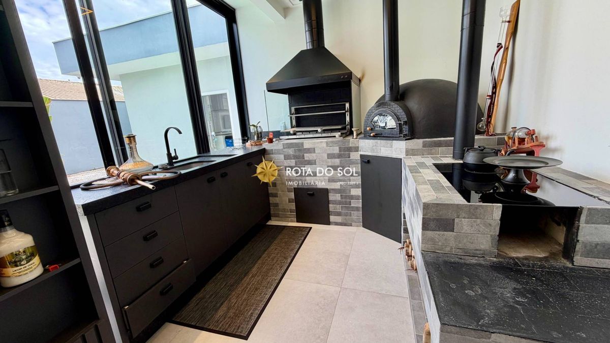 Casa com piscina á venda Praia Zimbros Bombinhas - 24