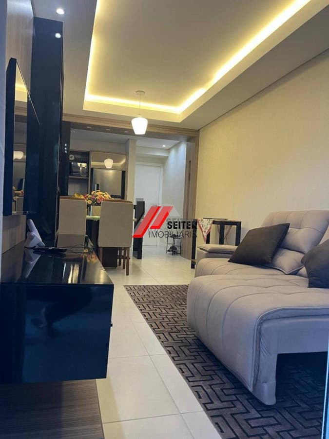 Apartamento 2 dromitorios com suite venda Itacorubi Florianopolis