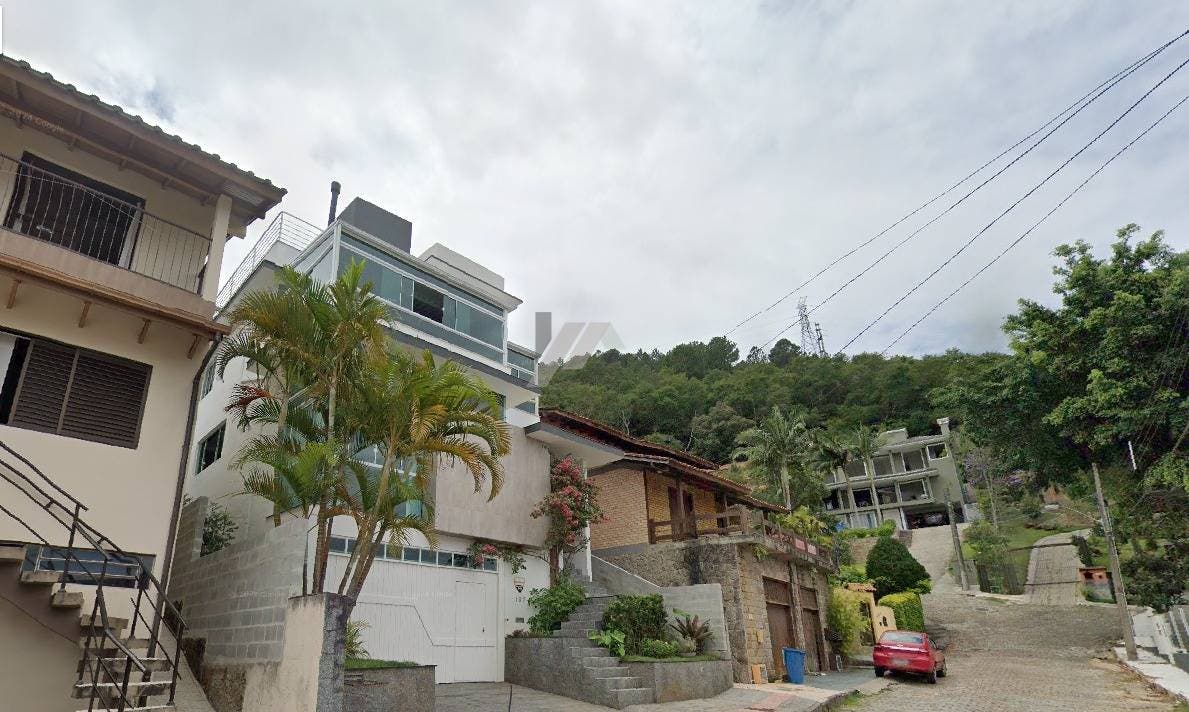 Casa moderna a venda Itacorubi Florianopolis