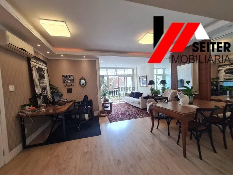 Apartamento de 3 dormitorios a venda Centro Florianopolis