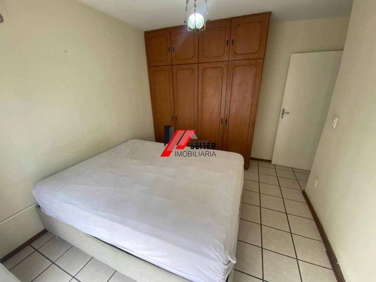 Apartamento com 3 dormitórios à venda no centro de Florianópolis