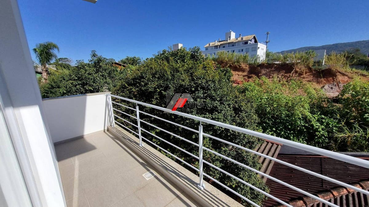 Casa de 3 suites a venda Lagoa da Conceiçao Florianopolis com 352 metros de area util