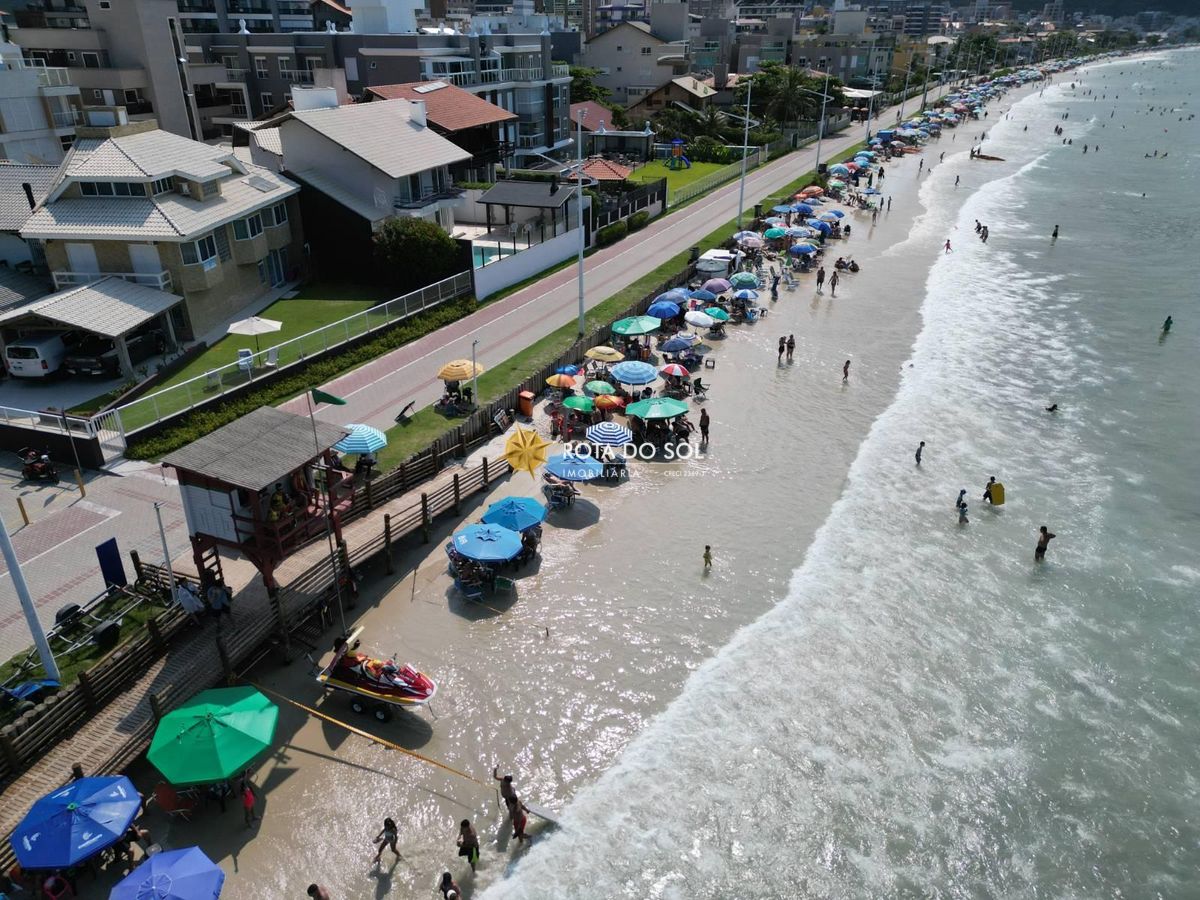 Casa Triplex Frente Mar à venda Praia Bombas Bombinhas SC — foto 2