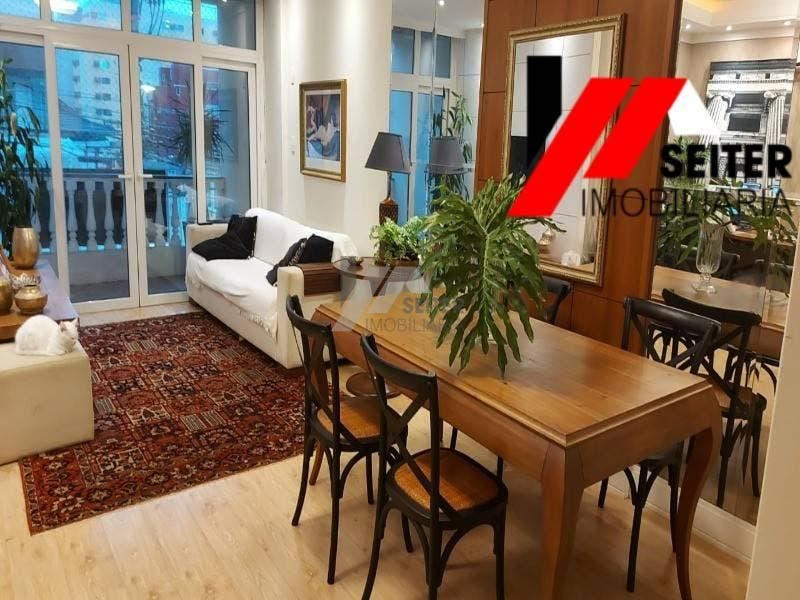 Apartamento de 3 dormitorios a venda Centro Florianopolis