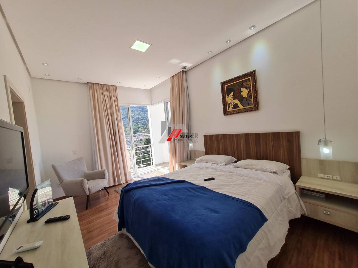 Casa de 3 suites a venda Lagoa da Conceiçao Florianopolis com 352 metros de area util