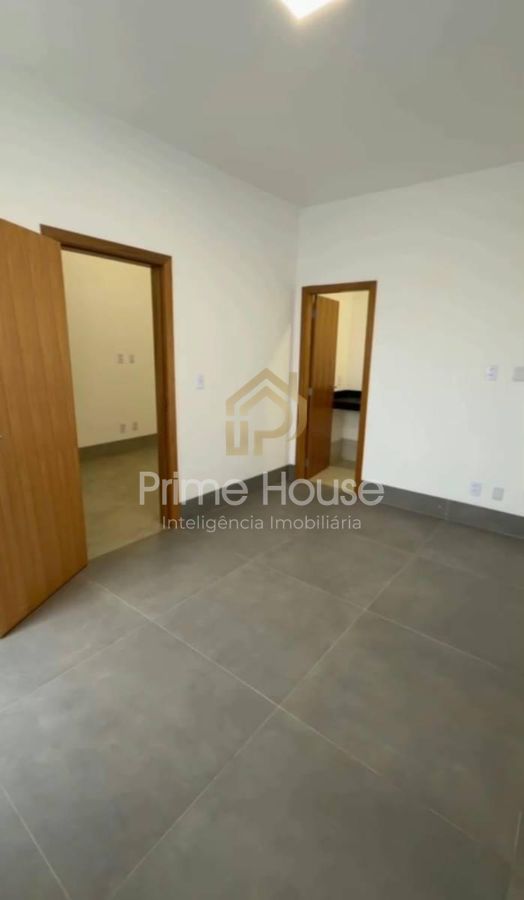 Vende-se Casa  no Bairro Nova Várzea Grande