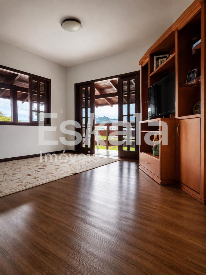 Casa Semimobiliiada Com 01 Suíte + 03 Quartos Três Rios do Sul - Jaraguá do Sul