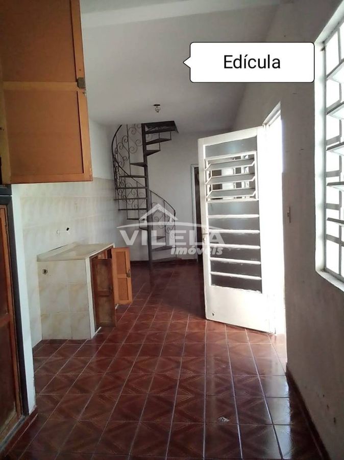 Casa no bosque do eucaliptos