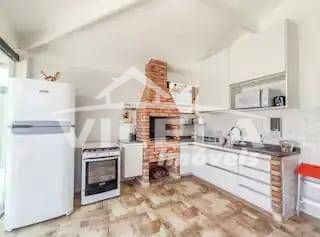 Casa com 3 dormitórios-ótima localização no mar verde-praia da mococa -caraguatatuba-sp!!!