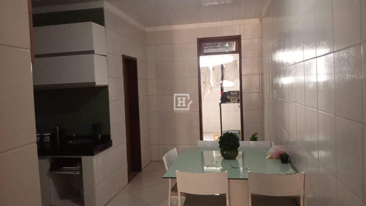 Casa com 4 quartos à Venda, Suíssa - Aracaju