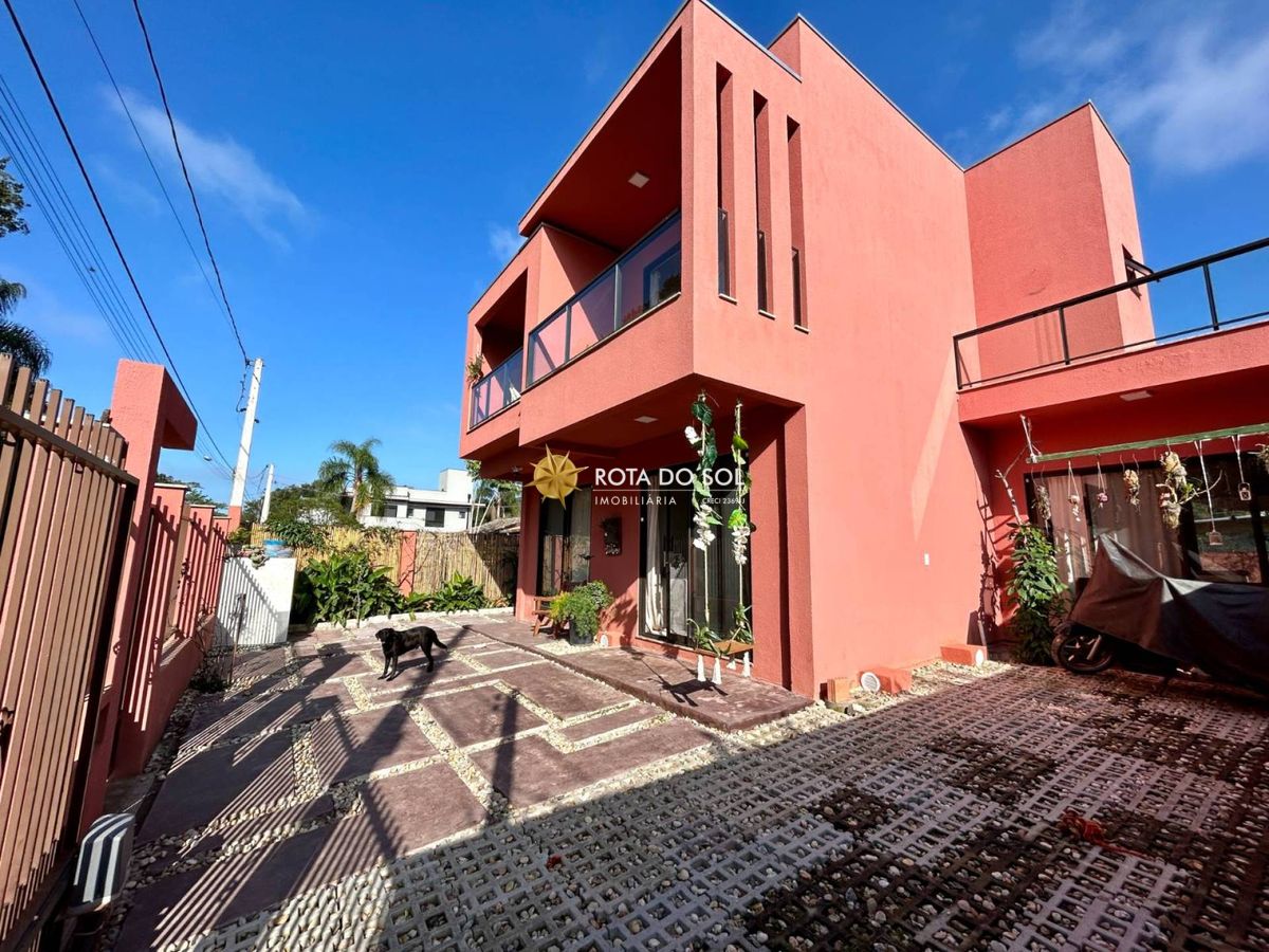 Casa à venda 4 quartos com piscina Praia Mariscal Bombinhas SC - 5