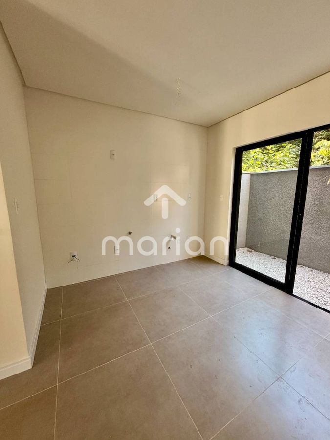 Sobrado com 2 quartos, Praia Grande - Penha