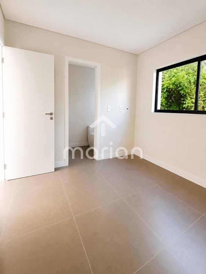 Sobrado com 2 quartos, Praia Grande - Penha