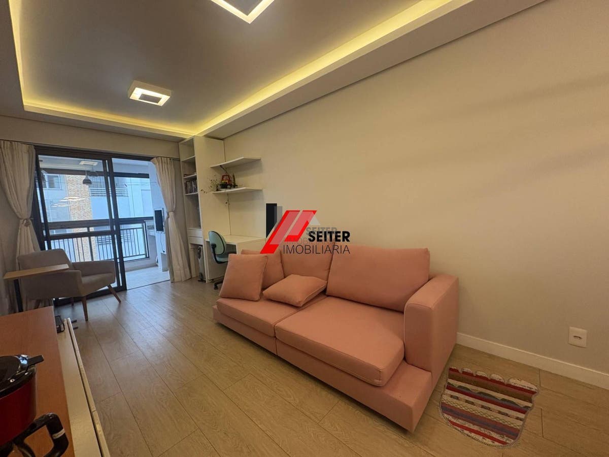 Apartamento de 2 Domitorios com Suite a Venda em Florianopolis