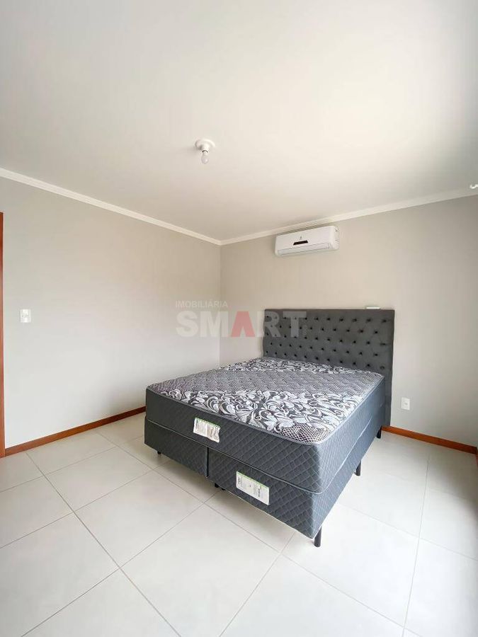 Geminado Duplex Semimobiliado com Suíte mais 2 Dormitórios