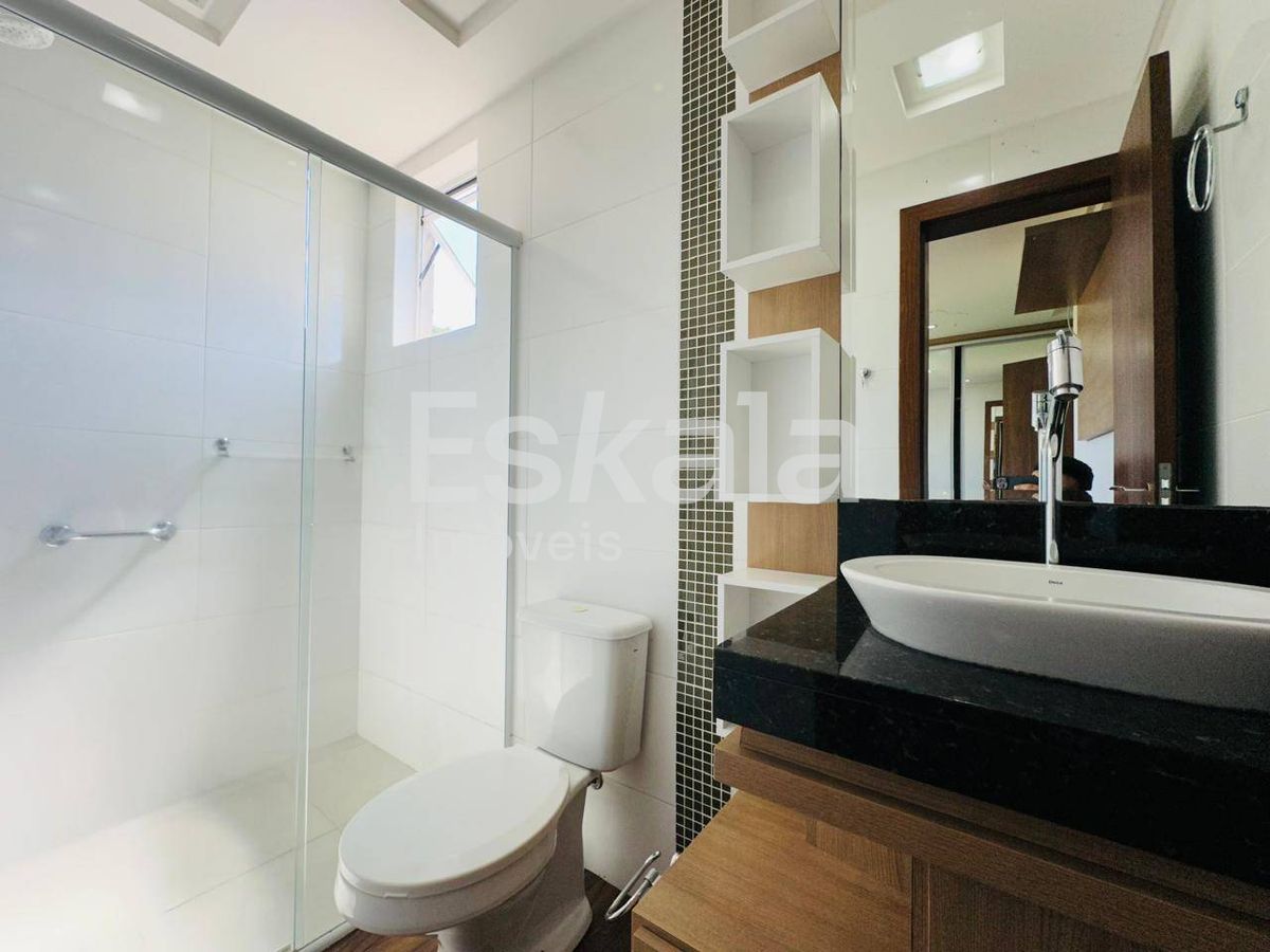 Apartamento porteira fechada com 01 suíte+ 02 quartos centro - jaraguá do sul
