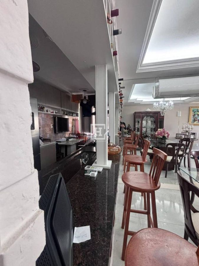 Apartamento com 3 quartos, Farolândia - Aracaju