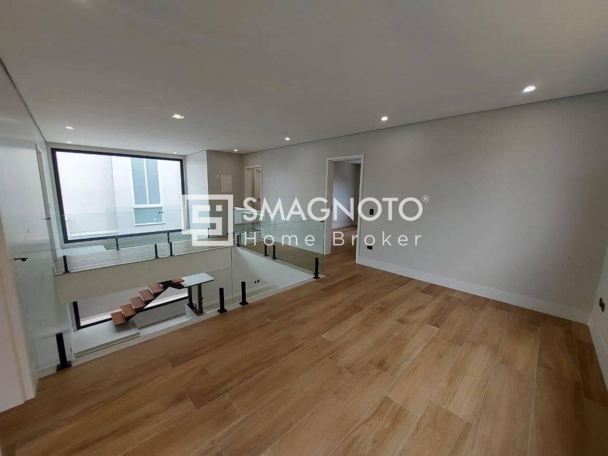 Sobrado com 4 dormitórios à venda, 305 m² por R$ 2.250.000,00 - Santa Rosa - Piracicaba/SP