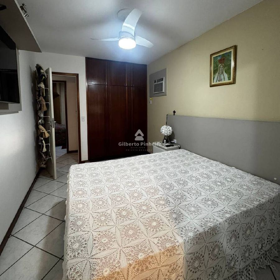 Apartamento à Venda no Centro de Guarapari com 3 Quartos