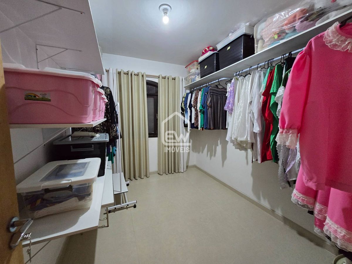 Casa, 3 quartos, 392 m² - Foto 10