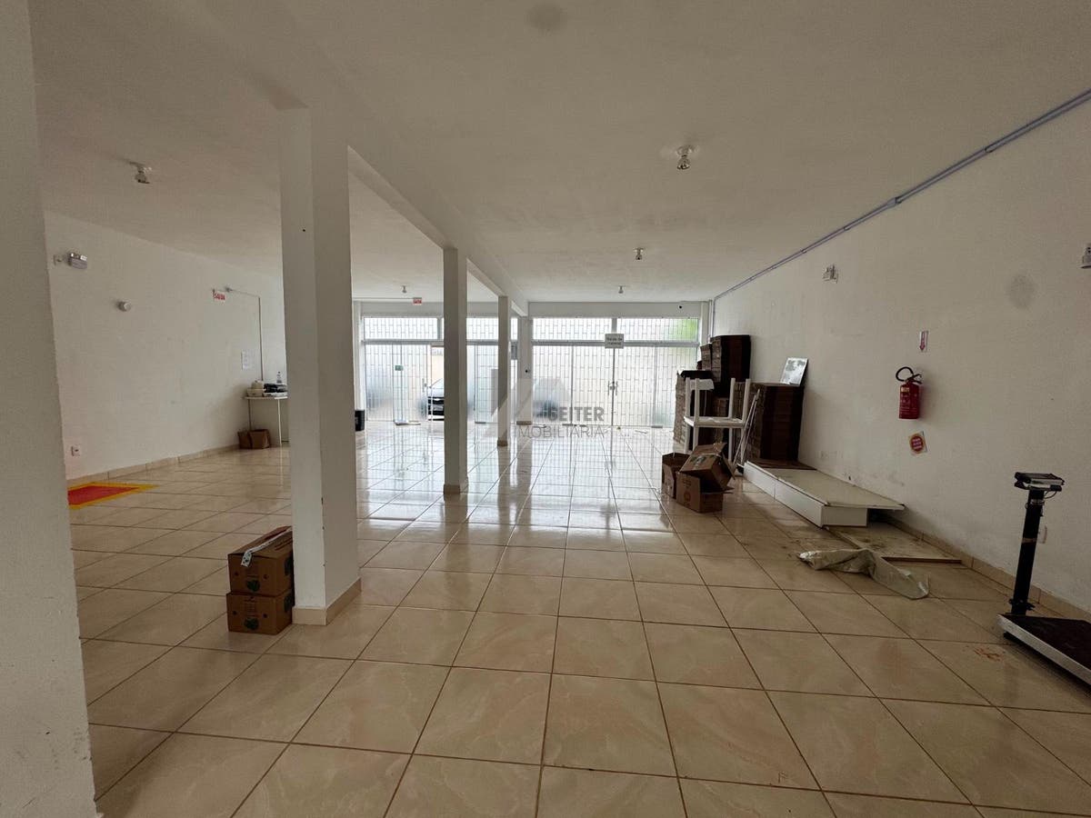 Sala comercial no Jardim Atlantico de 220m²